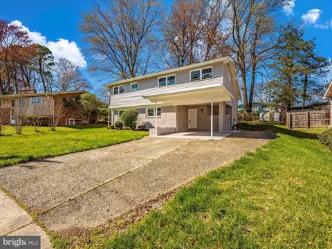 Exterior - 719 Hillsboro Dr, Silver Spring, MD 20902 photo 12 of 15