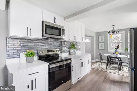 Kitchen - 200 Timberwood Ave, Silver Spring, MD 20901 photo 3 of 3