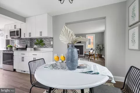 Dining - 200 Timberwood Ave, Silver Spring, MD 20901 photo 3 of 3