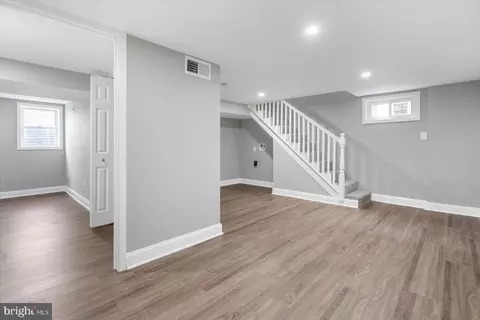 Entry Way - 200 Timberwood Ave, Silver Spring, MD 20901 photo 2 of 3