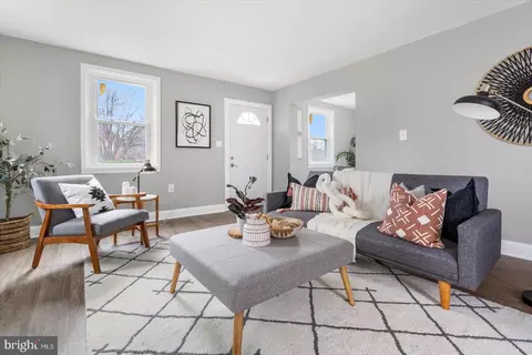 Living - 200 Timberwood Ave, Silver Spring, MD 20901 photo 7 of 8