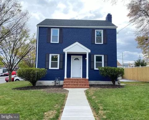 Exterior - 200 Timberwood Ave, Silver Spring, MD 20901 photo 1 of 4