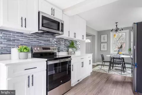 Kitchen - 200 Timberwood Ave, Silver Spring, MD 20901 photo 2 of 3