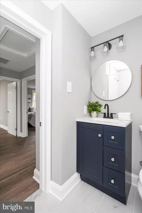 Bath - 200 Timberwood Ave, Silver Spring, MD 20901 photo 3 of 3
