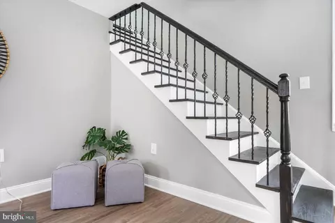 Entry Way - 200 Timberwood Ave, Silver Spring, MD 20901 photo 1 of 3