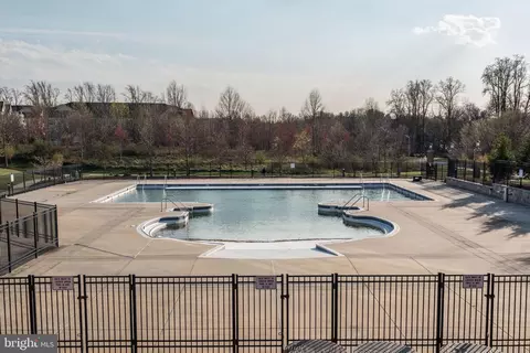 Exterior - 9770 Fields Rd, Gaithersburg, MD 20878 photo 4 of 9