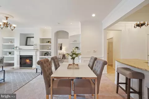 Dining - 23 Arch Pl #375, Gaithersburg, MD 20878 photo 1 of 2