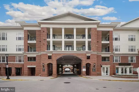 23 Arch Pl #375, Gaithersburg, MD 20878