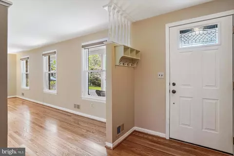 500 Marshall Manor Dr, Silver Spring, MD 20905 photo 4