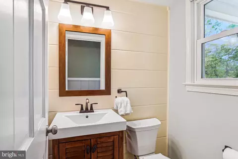 500 Marshall Manor Dr, Silver Spring, MD 20905 photo 20