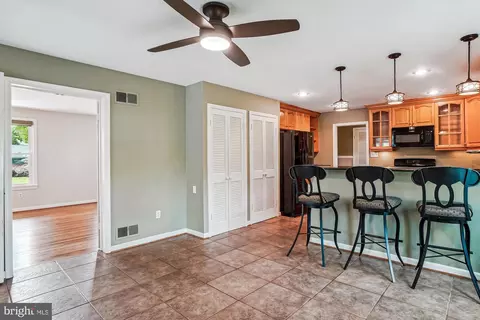 500 Marshall Manor Dr, Silver Spring, MD 20905 photo 13