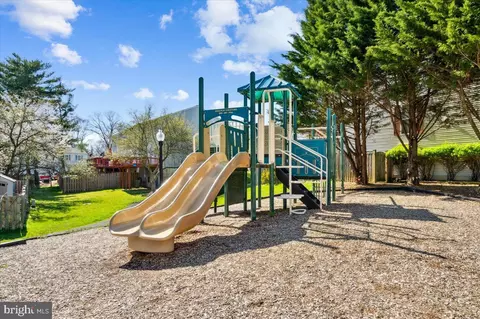 View/Area - 2634 Ashmont Ter, Silver Spring, MD 20906 photo 2 of 4
