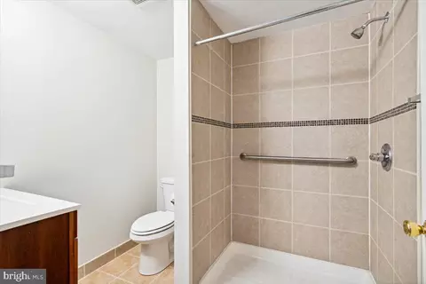 Bath - 2634 Ashmont Ter, Silver Spring, MD 20906 photo 4 of 4