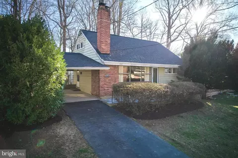 1710 Gruenther Ave, Rockville, MD 20851