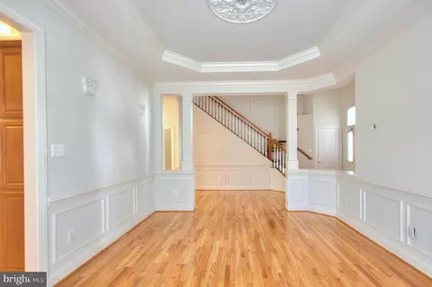 Entry Way - 3745 Glen Eagles Dr, Silver Spring, MD 20906 photo 5 of 8
