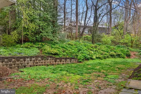 Exterior - 20 Apple Grove Rd, Silver Spring, MD 20904 photo 7 of 14