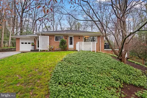 20 Apple Grove Rd, Silver Spring, MD 20904