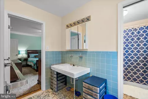 Bath - 20 Apple Grove Rd, Silver Spring, MD 20904 photo 1 of 5