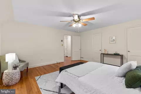 Bedroom - 10217 Capitol View Ave, Silver Spring, MD 20910 photo 5 of 6