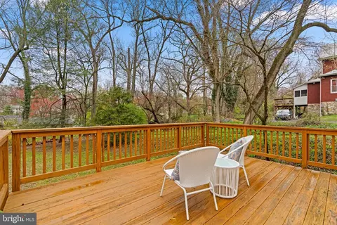 Exterior - 10217 Capitol View Ave, Silver Spring, MD 20910 photo 3 of 7