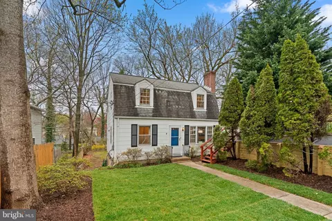 Exterior - 10217 Capitol View Ave, Silver Spring, MD 20910 photo 2 of 7