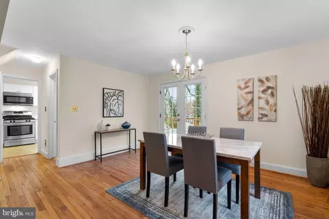 Dining - 10217 Capitol View Ave, Silver Spring, MD 20910 photo 2 of 4