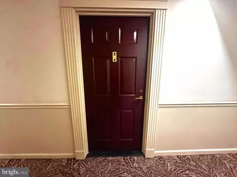 15101 Interlachen Dr #1-902, Silver Spring, MD 20906 photo 2
