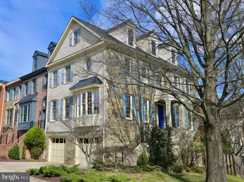 1324 Wild Oak Ter, Rockville, MD 20852