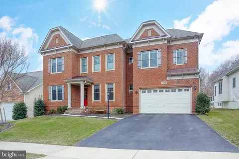 13812 Foggy Glen Dr, Silver Spring, MD 20906