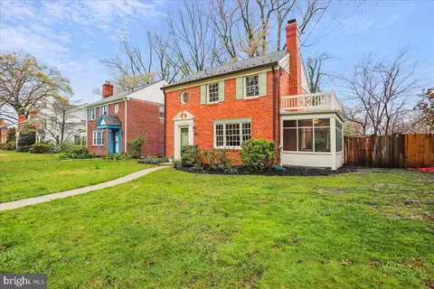 Exterior - 9513 Saybrook Ave, Silver Spring, MD 20901 photo 3 of 12