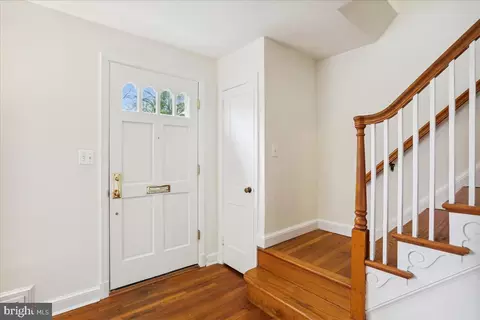 Entry Way - 9513 Saybrook Ave, Silver Spring, MD 20901 photo 1 of 1