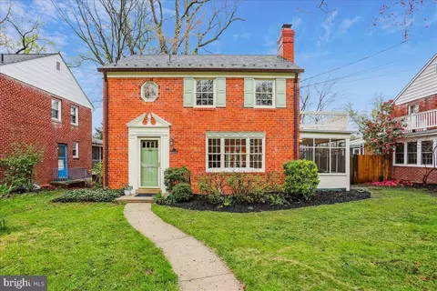 Exterior - 9513 Saybrook Ave, Silver Spring, MD 20901 photo 2 of 12