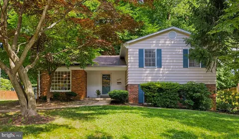 14305 Barkwood Dr, Rockville, MD 20853