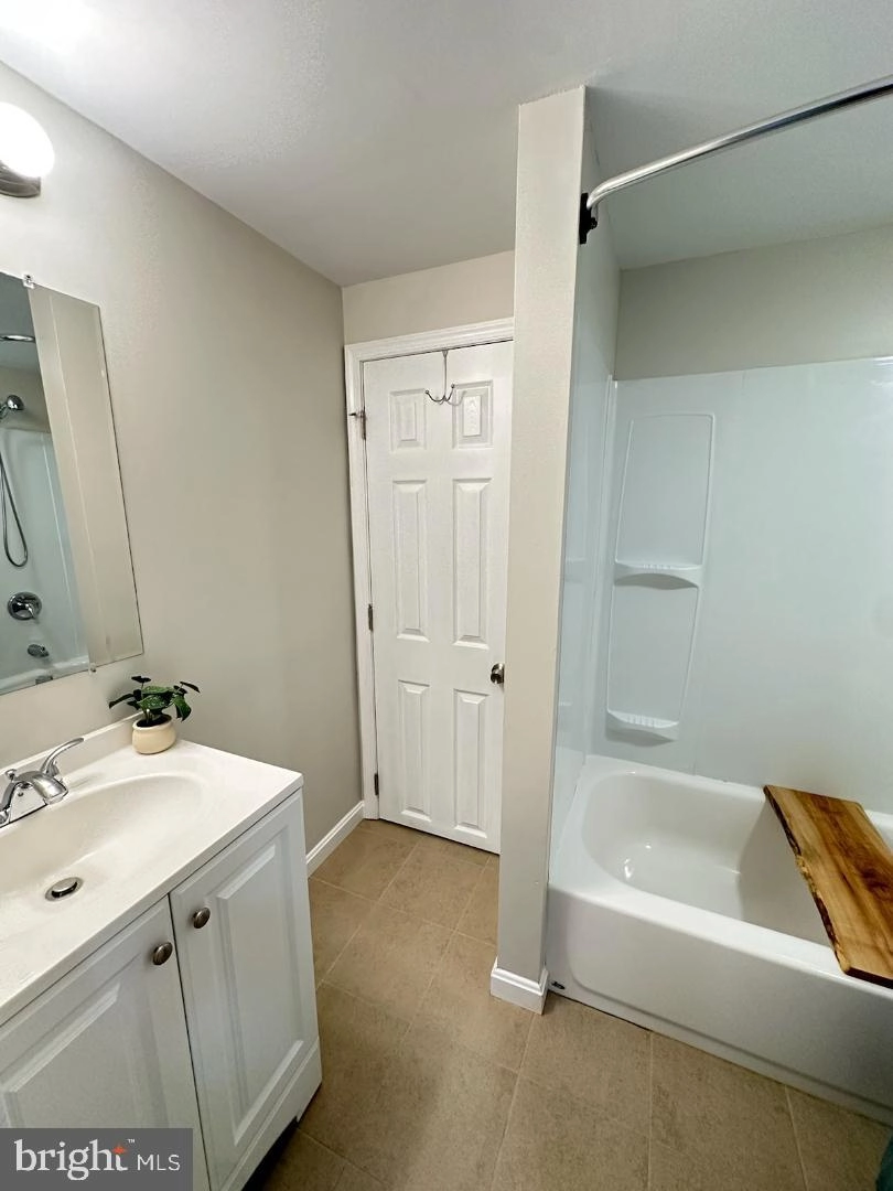 Bath - 3519 Everton St, Silver Spring, MD 20906 photo 4 of 4
