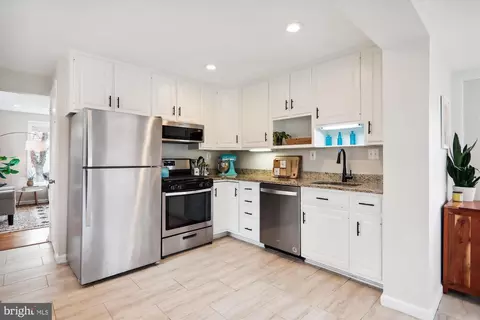 Kitchen - 3519 Everton St, Silver Spring, MD 20906 photo 2 of 3