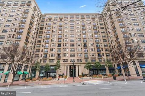 7710 Woodmont Ave #215, Bethesda, MD 20814