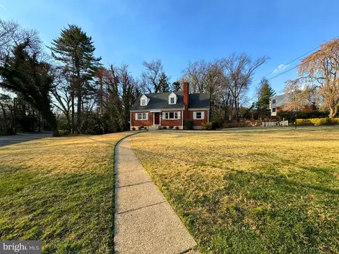 1100 W Nolcrest Dr, Silver Spring, MD 20903