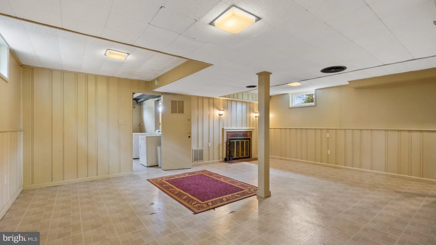 1100 W Nolcrest Dr, Silver Spring, MD 20903 photo 24
