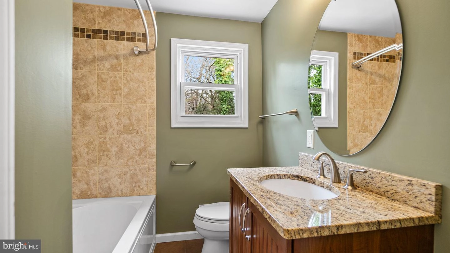 1100 W Nolcrest Dr, Silver Spring, MD 20903 photo 9