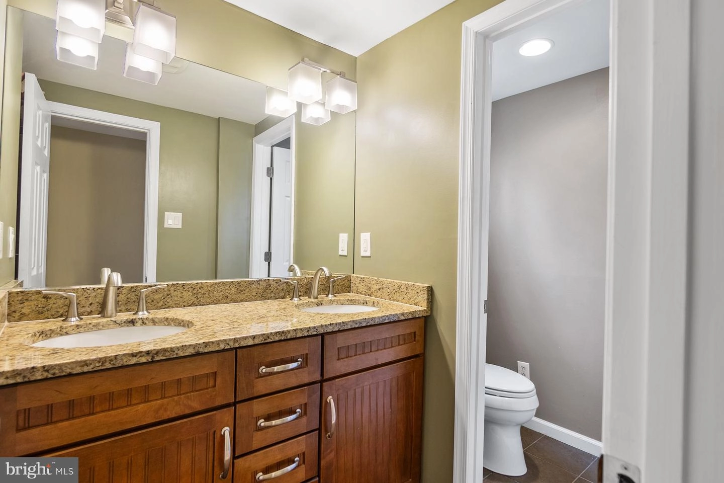 1100 W Nolcrest Dr, Silver Spring, MD 20903 photo 15