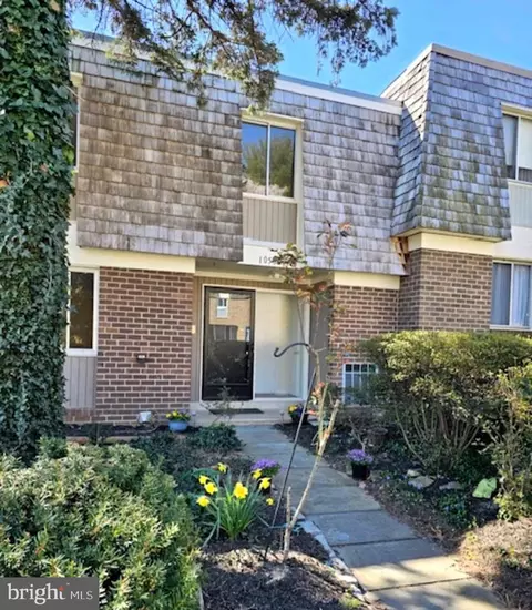 10508 Cambridge Ct, Montgomery Village, MD 20886