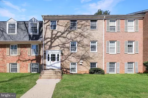 716 Quince Orchard Blvd #201, Gaithersburg, MD 20878