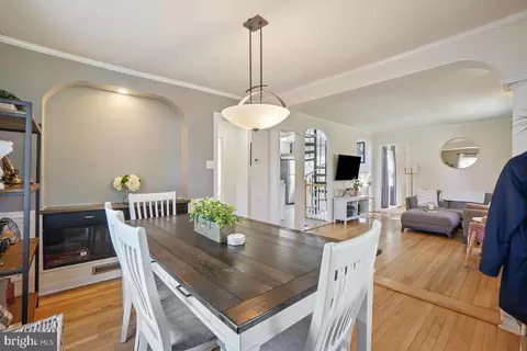 Dining - 4206 Dahill Rd, Silver Spring, MD 20906 photo 3 of 4