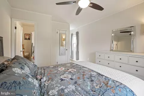 Bedroom - 4206 Dahill Rd, Silver Spring, MD 20906 photo 4 of 6