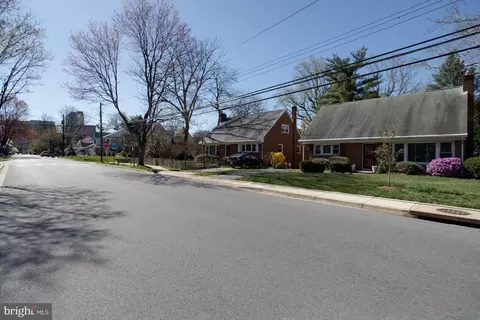 View/Area - 8802 2nd Ave, Silver Spring, MD 20910 photo 2 of 2