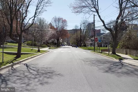 View/Area - 8802 2nd Ave, Silver Spring, MD 20910 photo 1 of 2