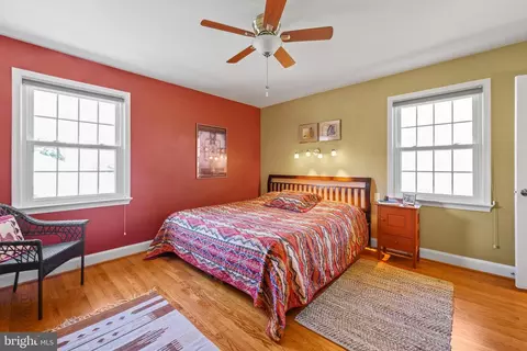 Bedroom - 604 Blick Dr, Silver Spring, MD 20904 photo 7 of 9