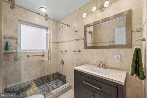 Bath - 604 Blick Dr, Silver Spring, MD 20904 photo 2 of 5