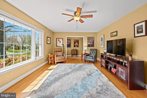 Living - 604 Blick Dr, Silver Spring, MD 20904 photo 1 of 10