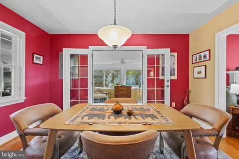Dining - 604 Blick Dr, Silver Spring, MD 20904 photo 3 of 4